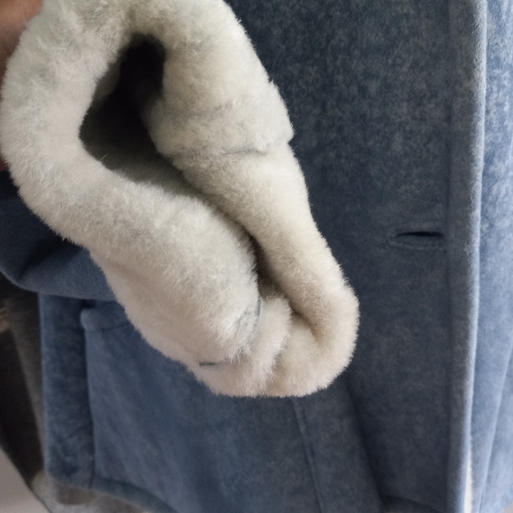 Burberry sheep skin - Picture 5 of 14